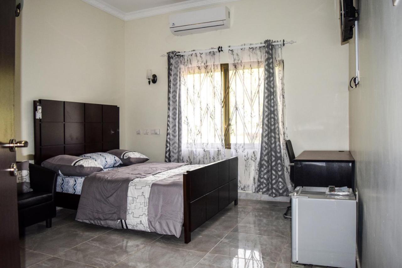 B&B Akosombo - 3A's Guest House - Bed and Breakfast Akosombo