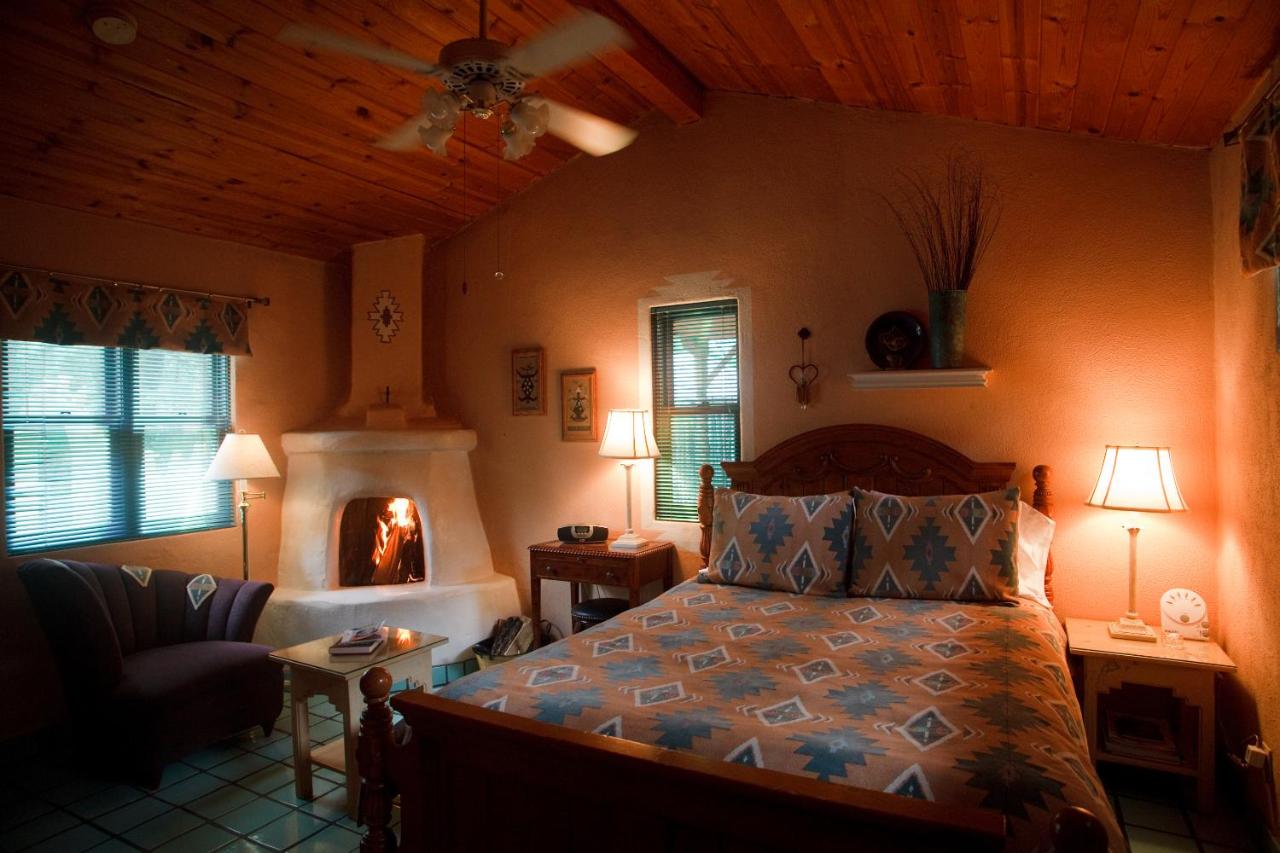 Queen Room - Kachina
