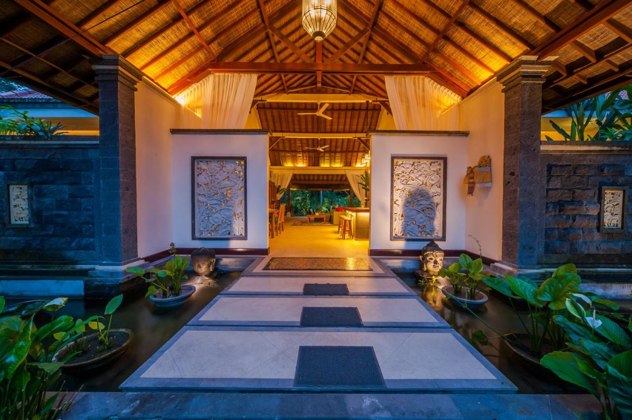Luxury 3BR Infinity Jungle View Aashaya Villa Ubud - B&B