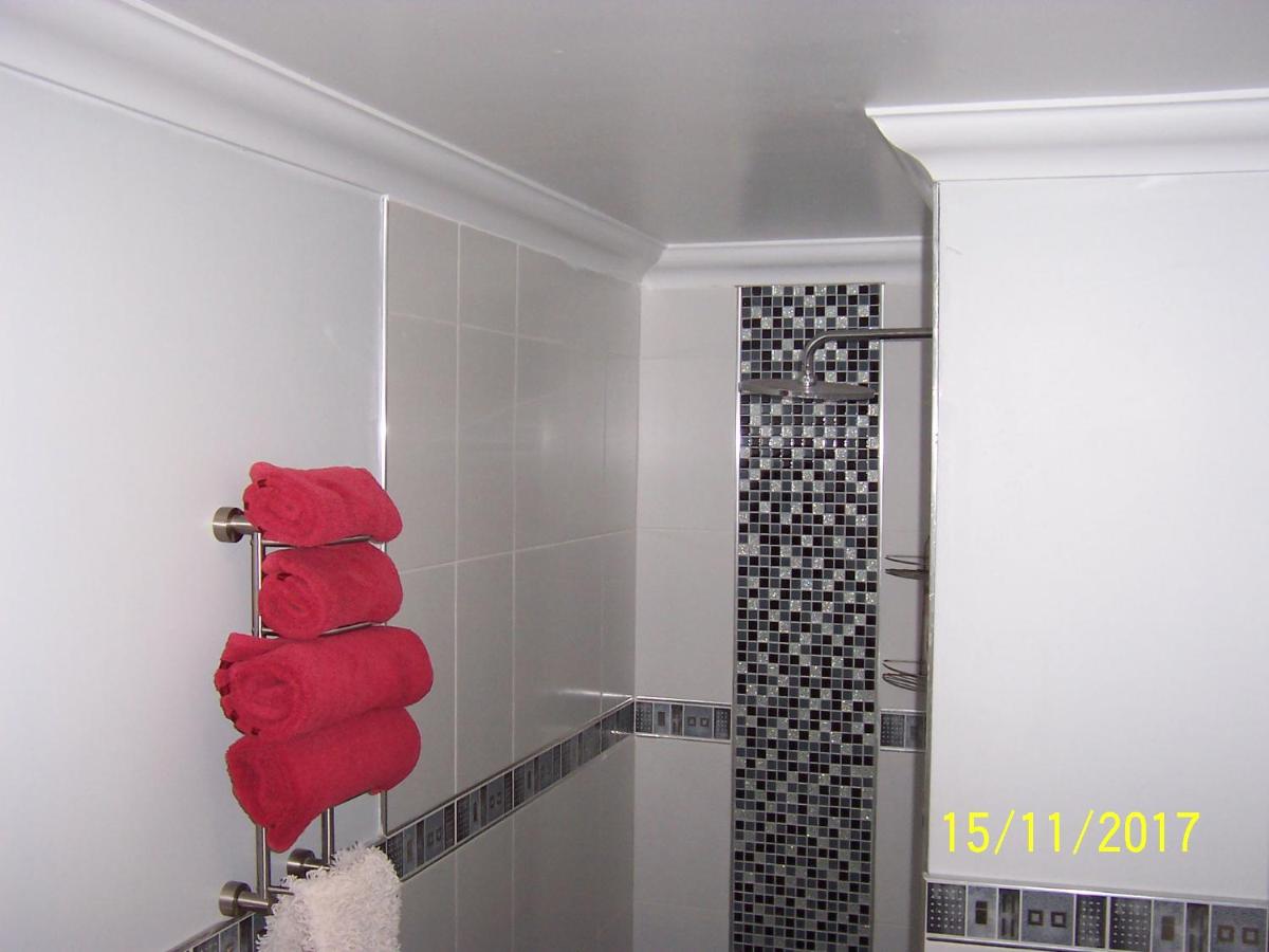 Deluxe Double Room with Shower