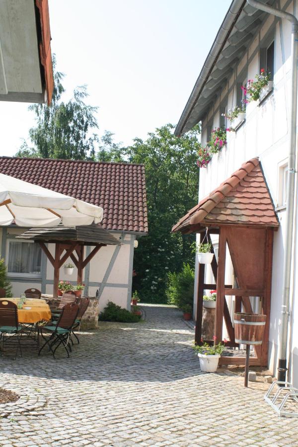 B&B Großweitzschen - Landhotel "Zum Nicolaner" - Bed and Breakfast Großweitzschen