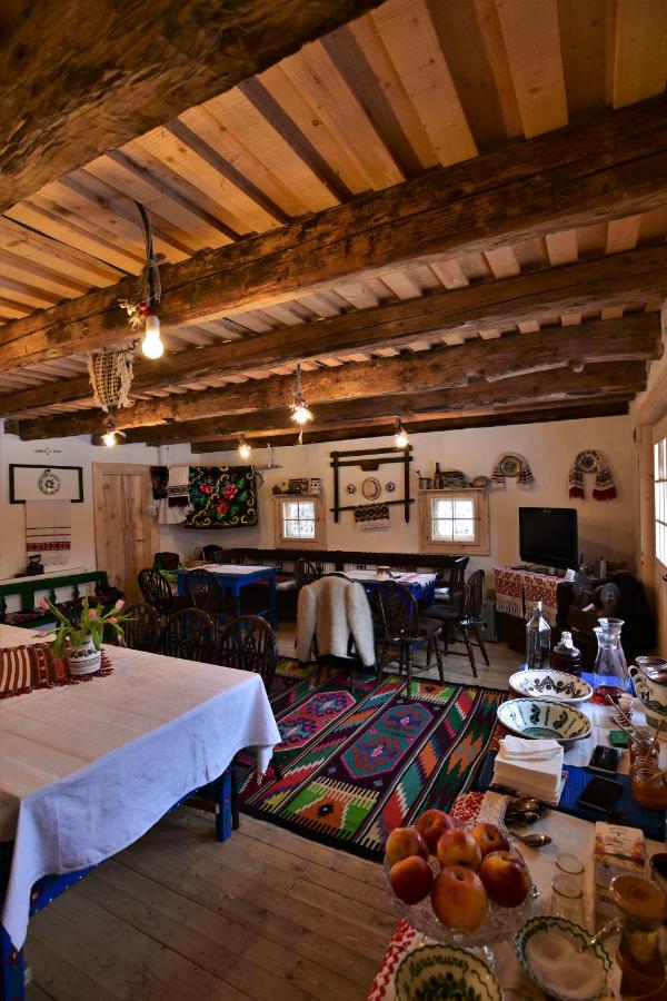 B&B Șurdești - Iz de Maramures Adults Only 14plus Rural Hotel - Bed and Breakfast Șurdești