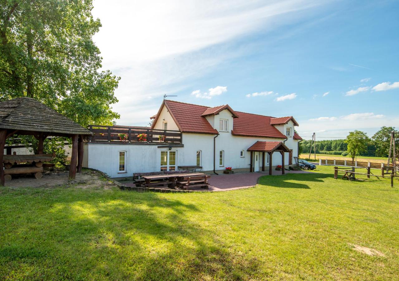 B&B Wolice - Gospodarstwo Agroturystyczne AGRO-WOLICE - Bed and Breakfast Wolice