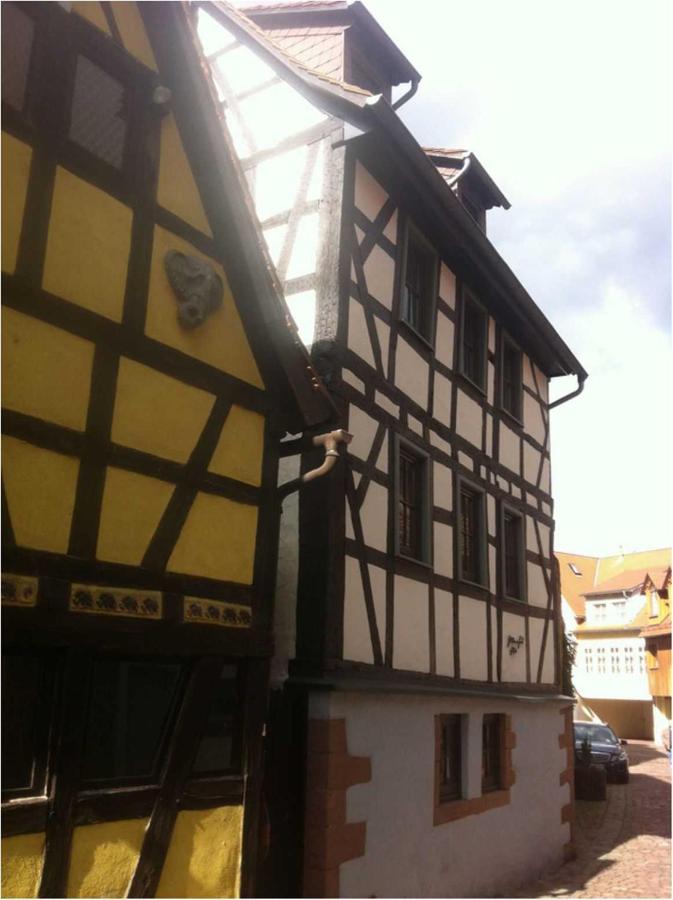 B&B Michelstadt - Ferienhaus Gloecknerhaus - Bed and Breakfast Michelstadt