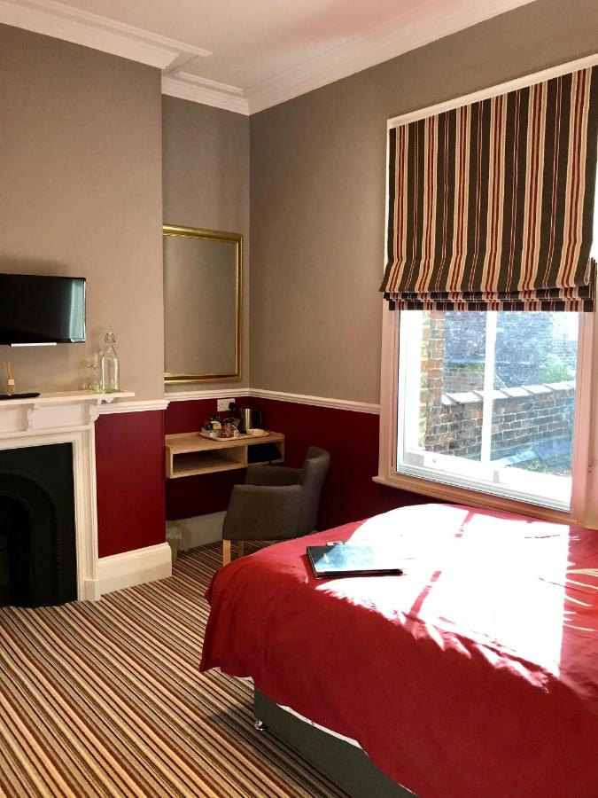 Superior Single En Suite