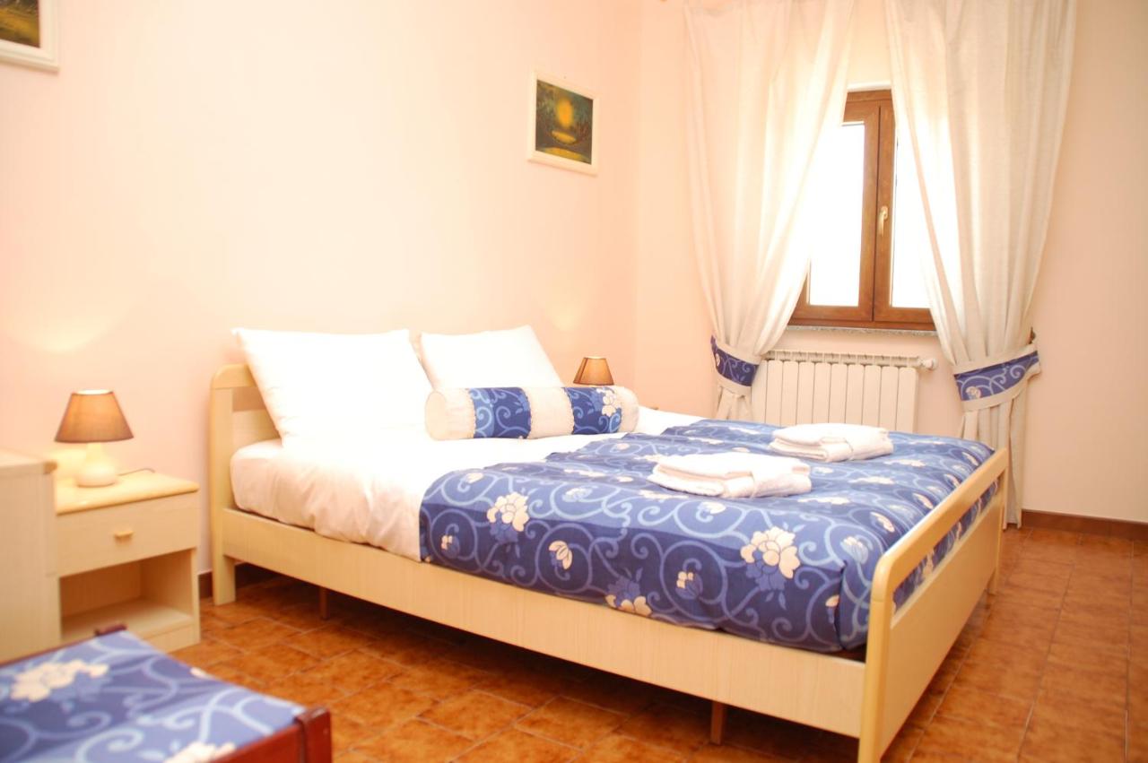 B&B Anzio - B&B Villa Claudia - Bed and Breakfast Anzio