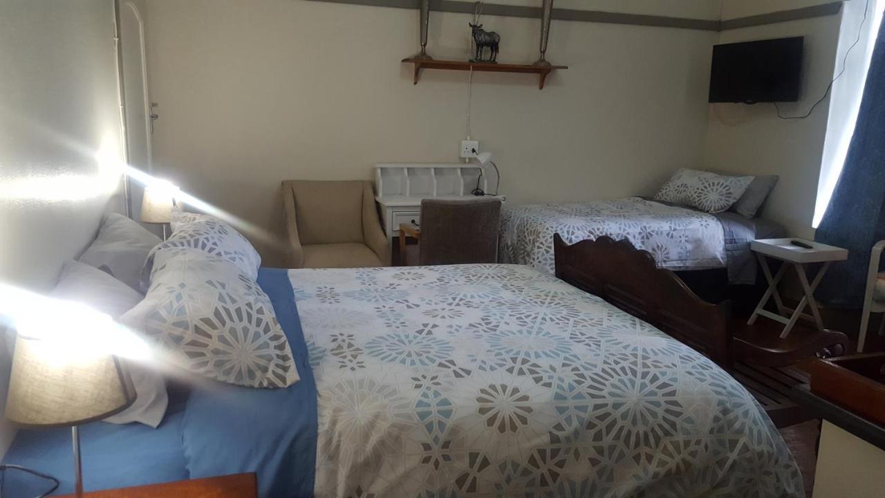 Camera Matrimoniale Deluxe con 1 Letto Supplementare