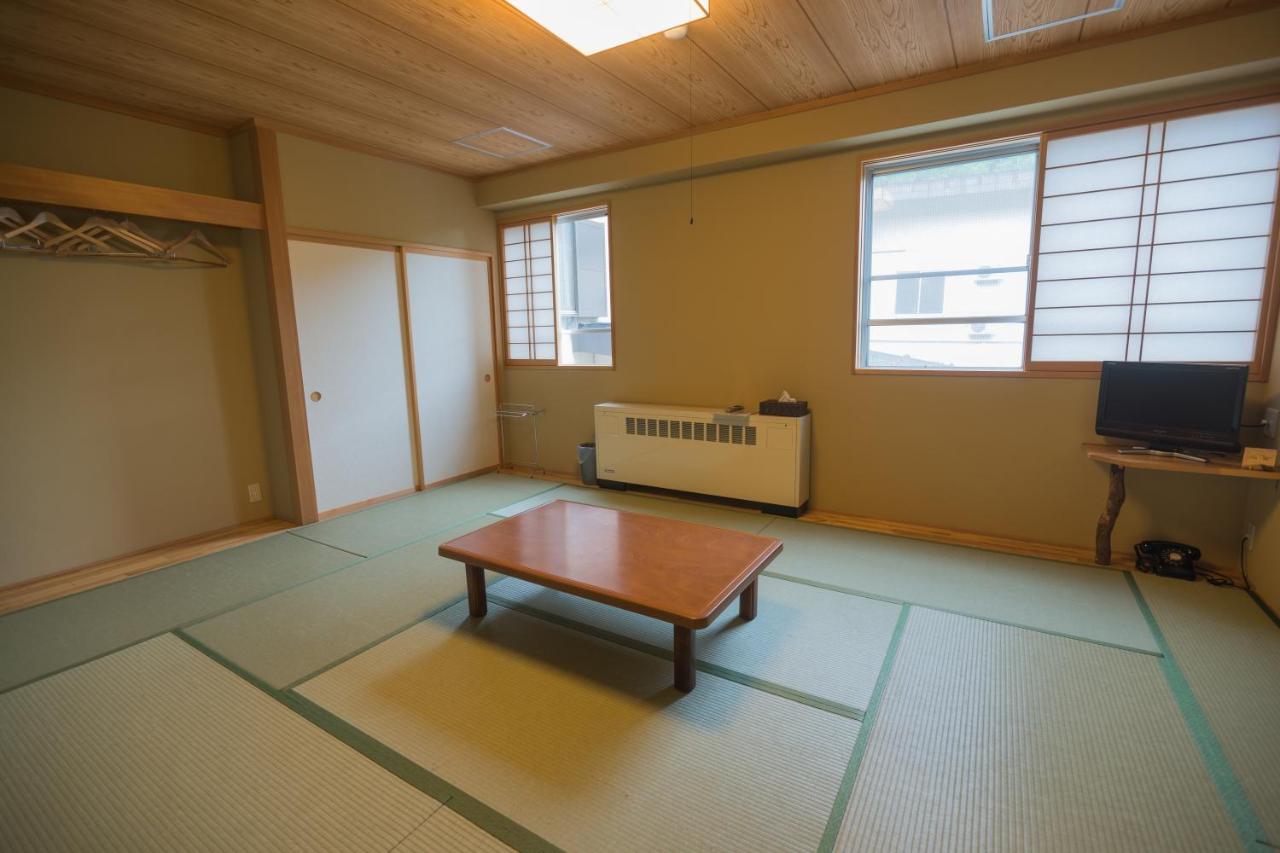 Habitación Familiar de estilo japonés con aseo privado
