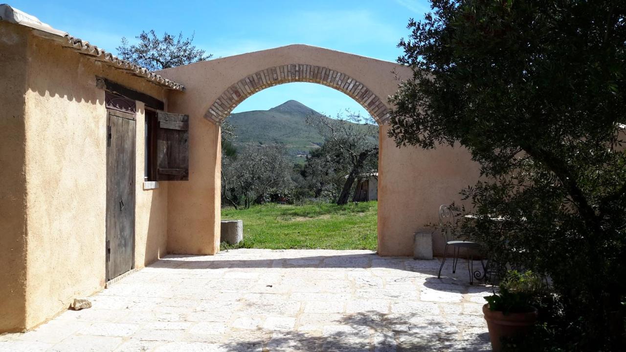 Agriturismo La Torre Rossa - B&B Itri