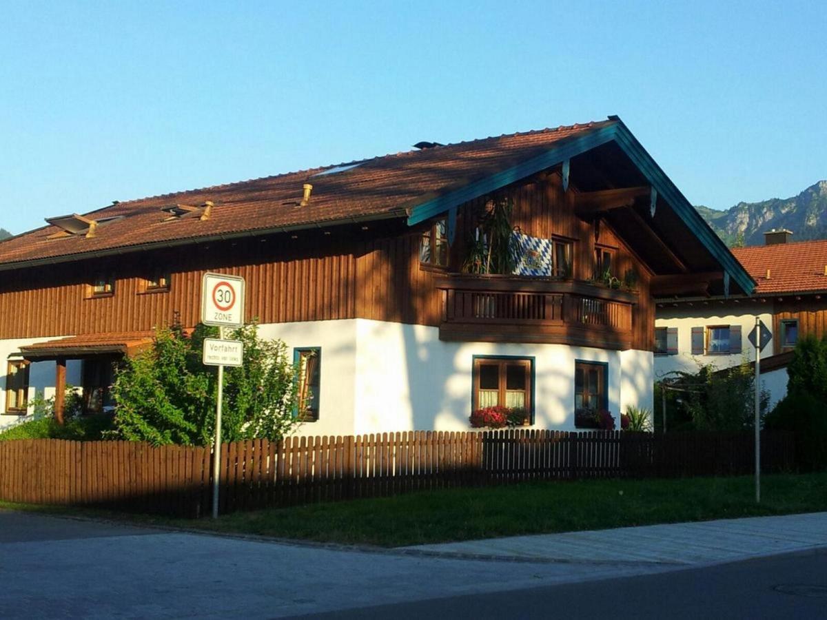 Ferienwohnung Kreuz - B&B