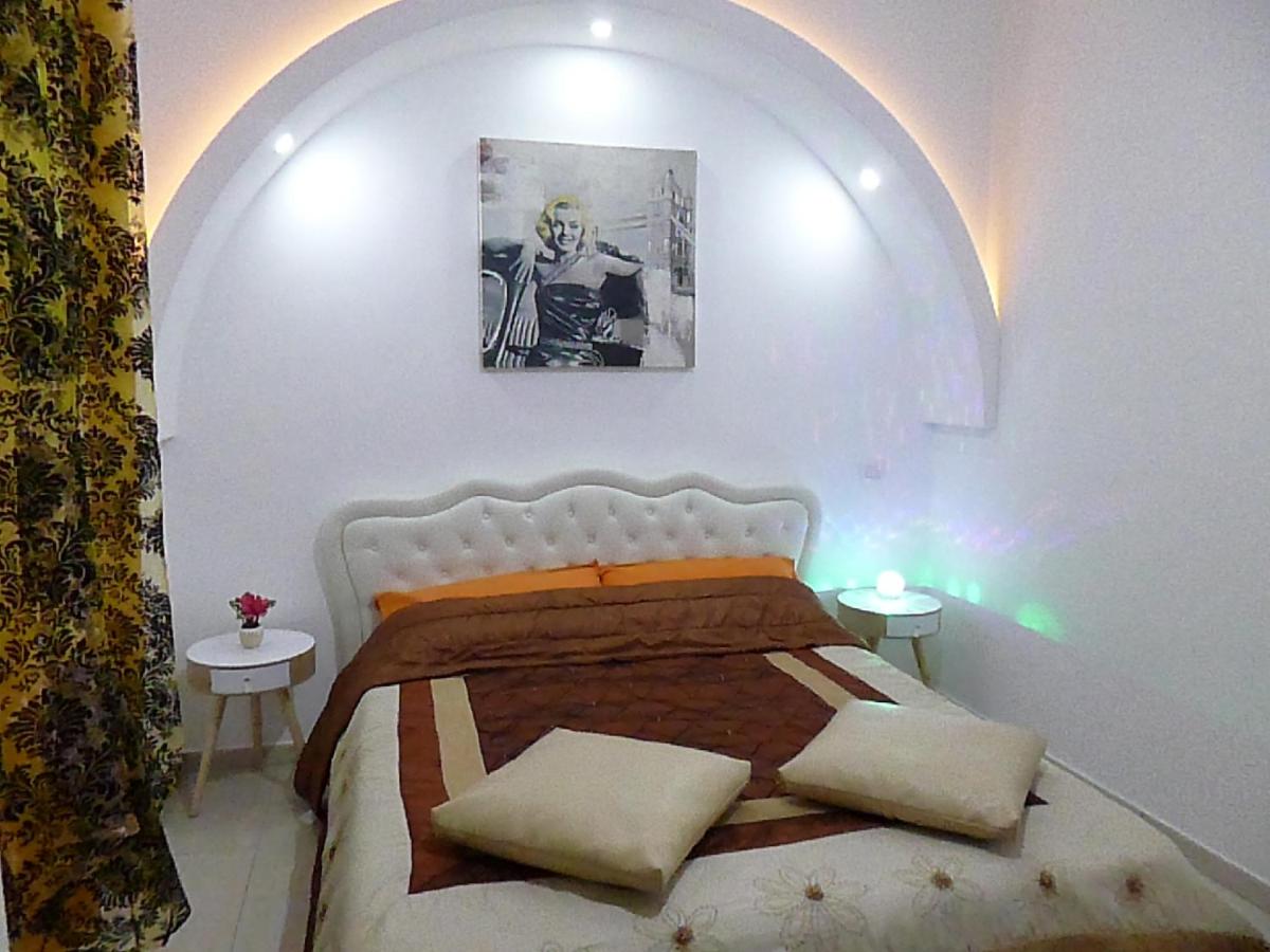 Monaco Rooms - B&B