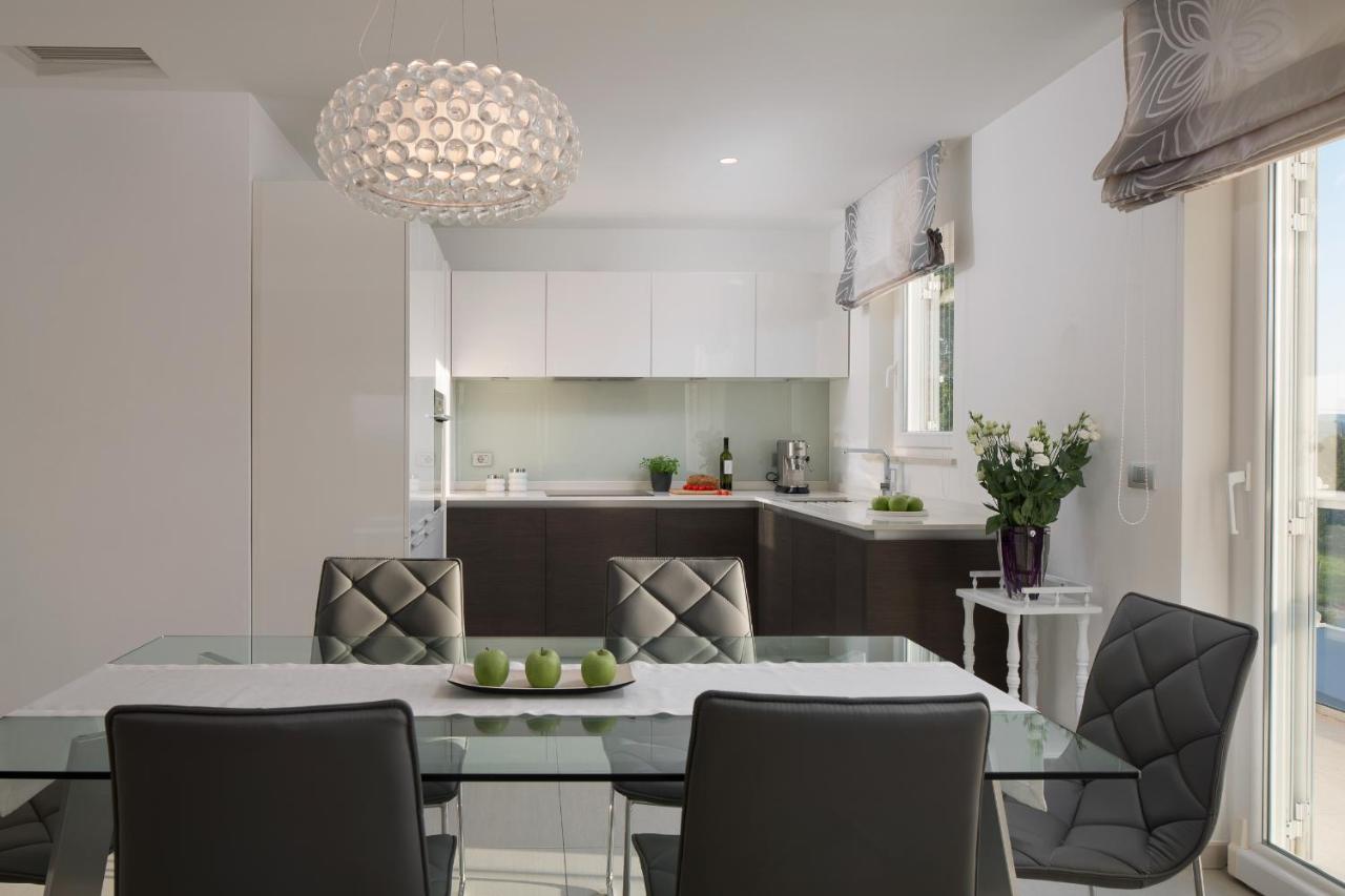 Villa L - Villa with 2 separate units - B&B Albona