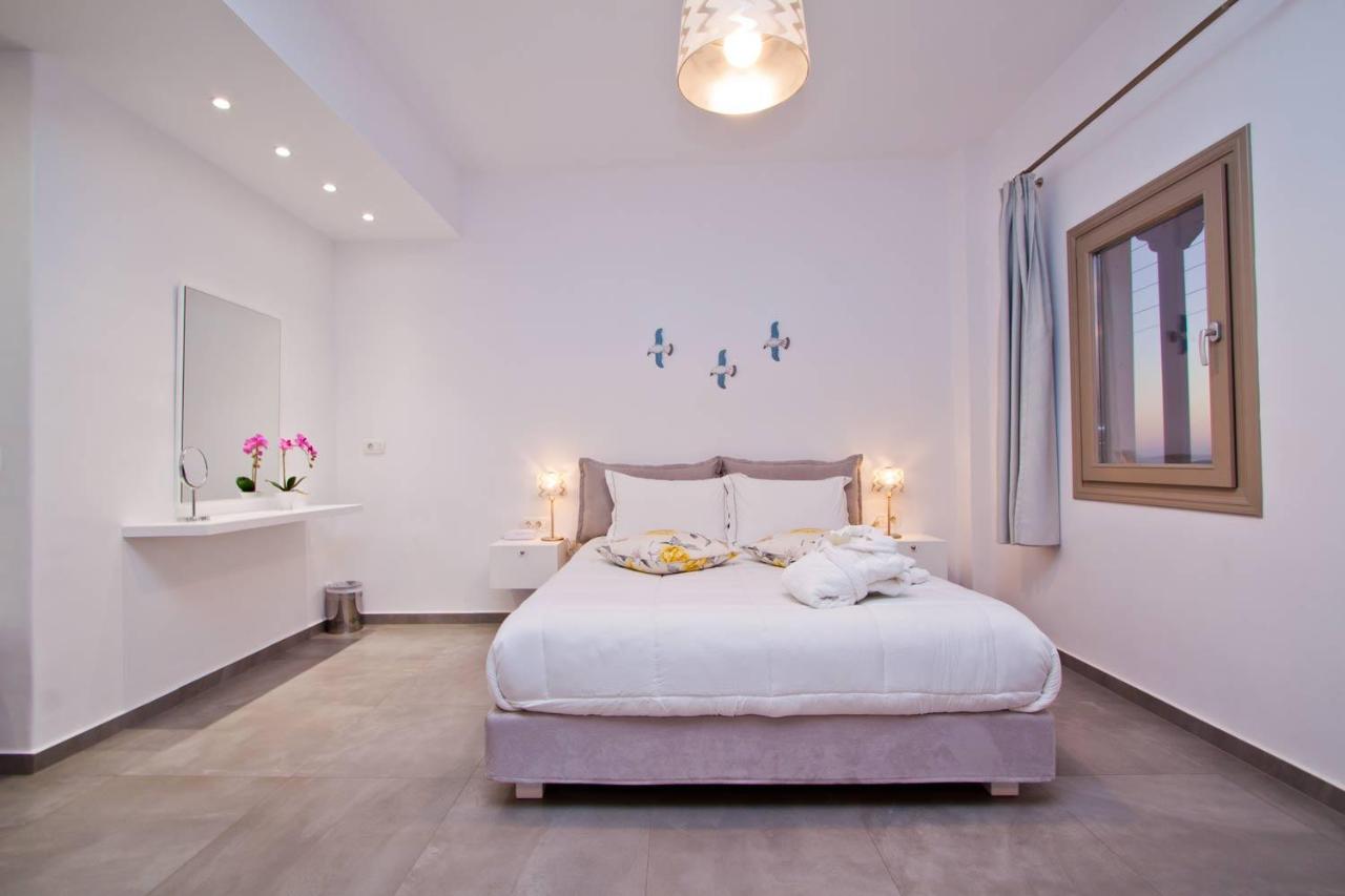 Suite with Caldera View