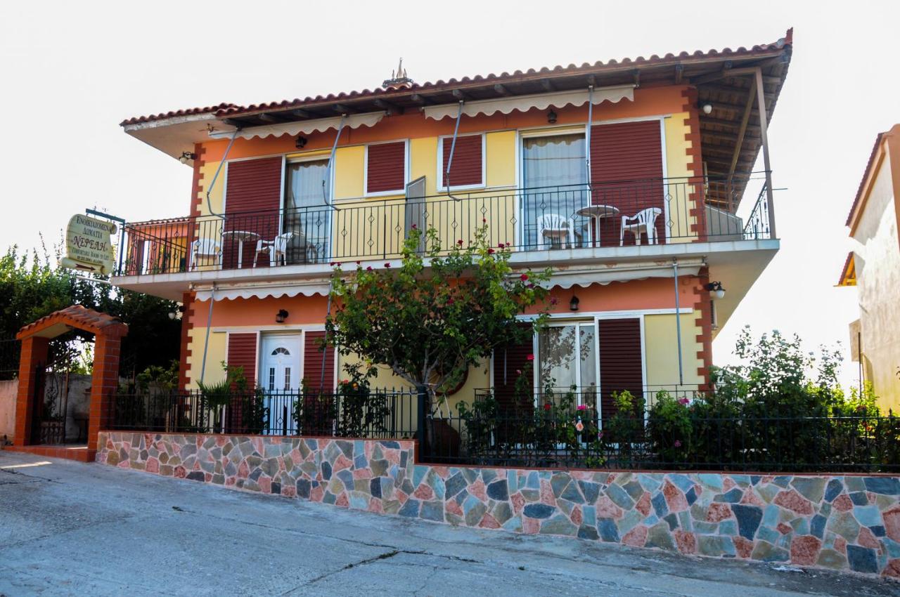 Nefeli Rooms - B&B Pefki