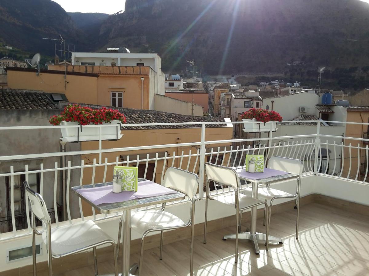 B&B Castellammare del Golfo - White - Bed and Breakfast Castellammare del Golfo