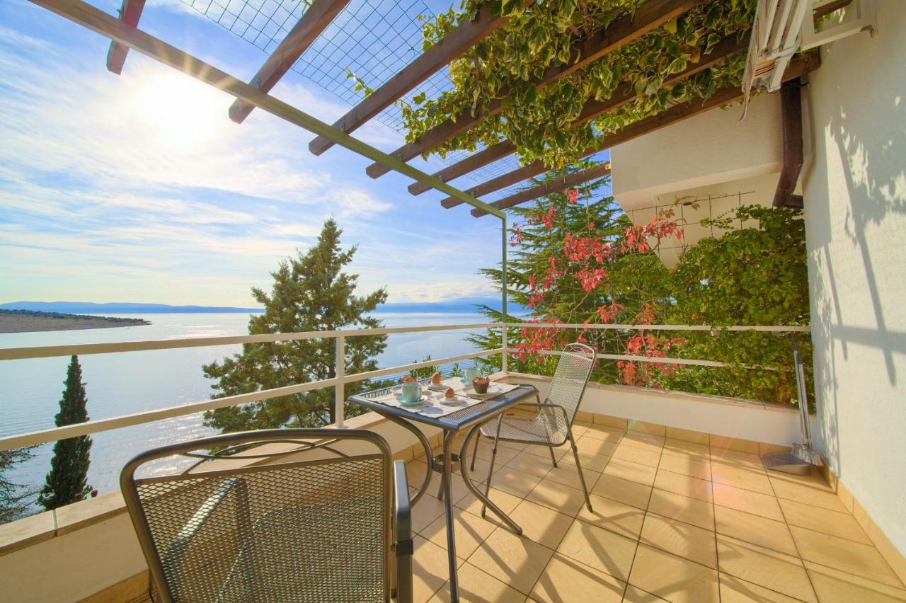 Apartments Six - B&B Porto Re