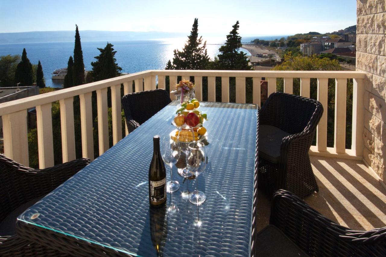 Apartments Villa White House - Chambres d’hôtes Omiš