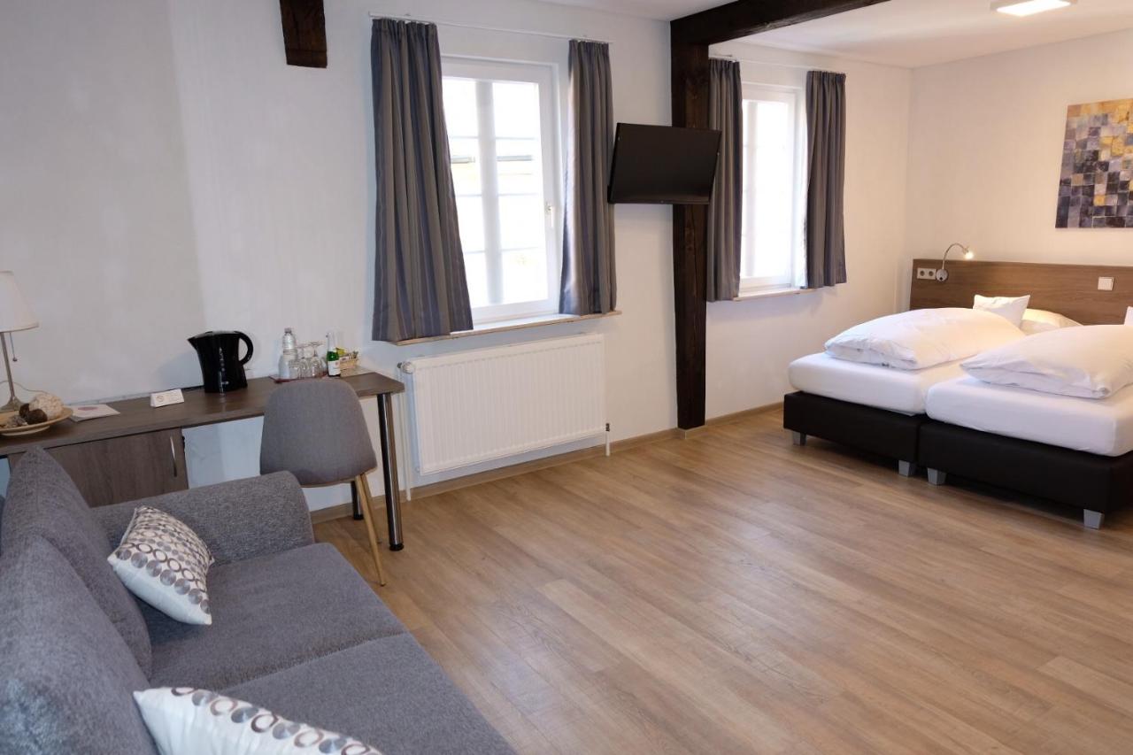 Deluxe Double Room with Shower