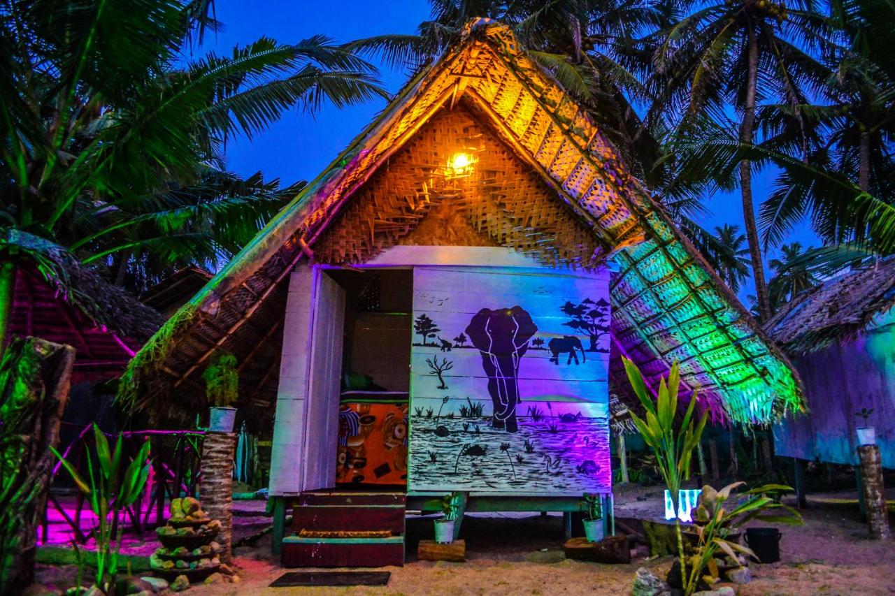 Rosa Shashi Cabanas - B&B Galle