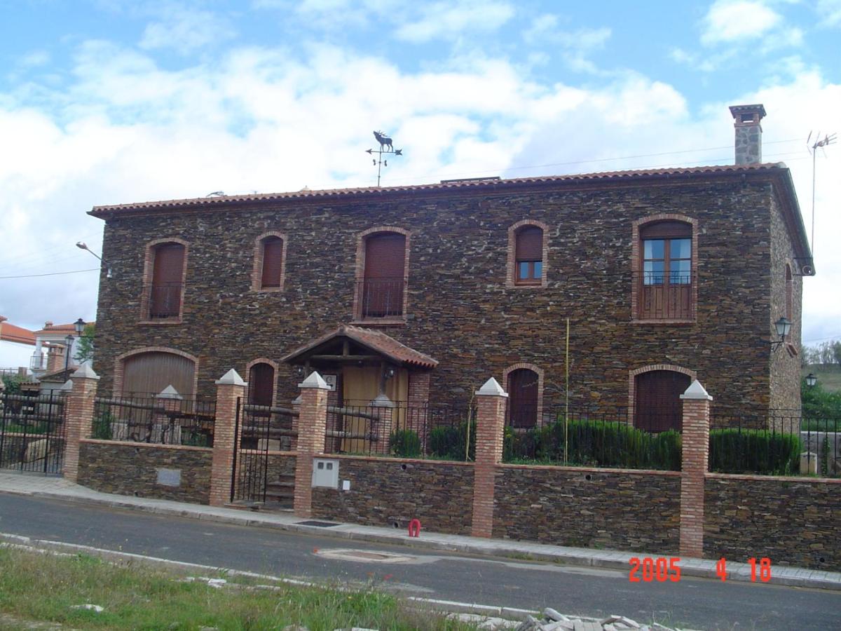 Casa Rural Peña Falcón - B&B