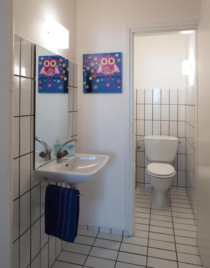 Chambre Double ou Lits Jumeaux avec Salle de Bains Commune