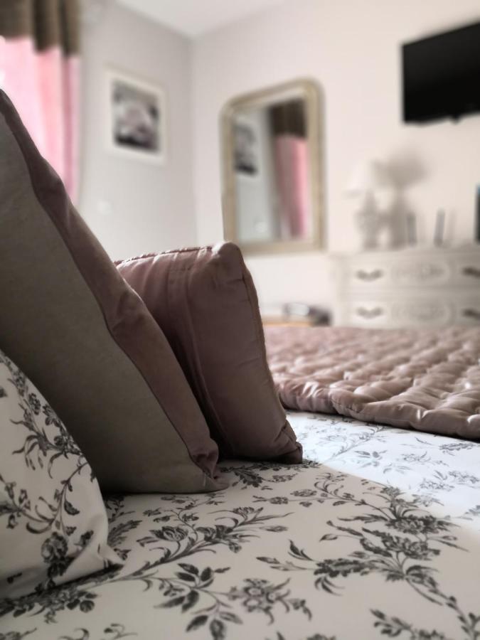 La Chabertine - Bed and Breakfast