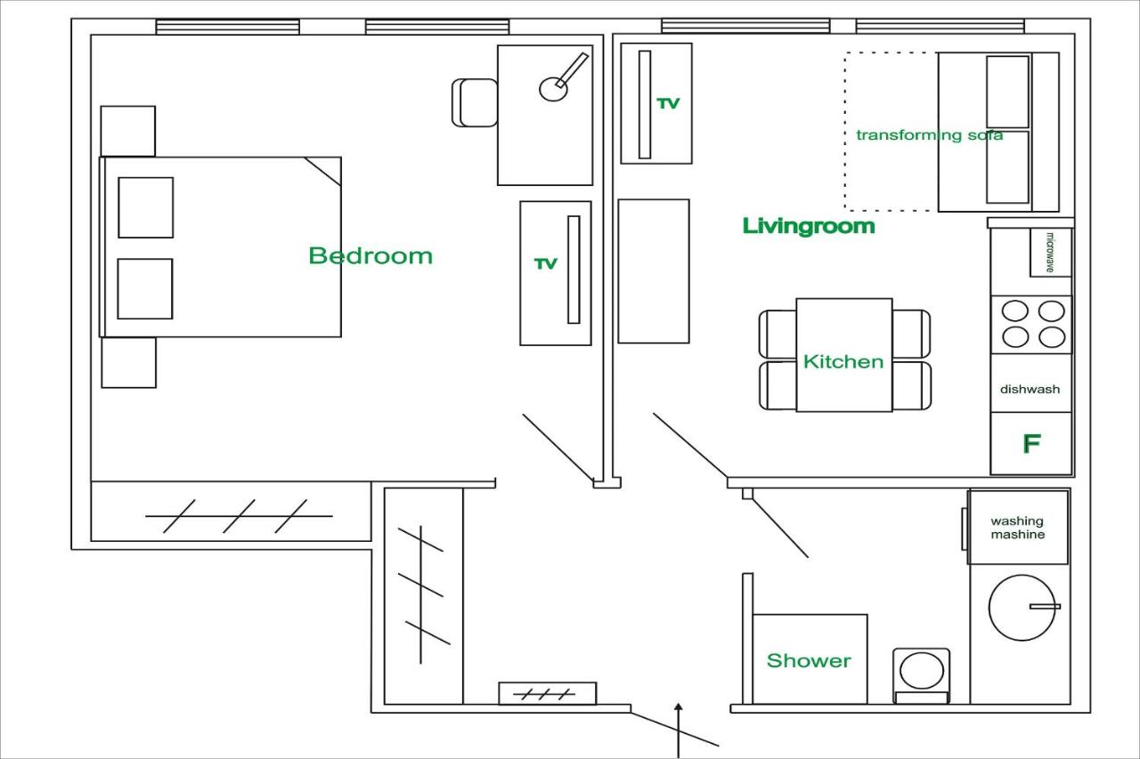 One-Bedroom Apartment with Free Parking