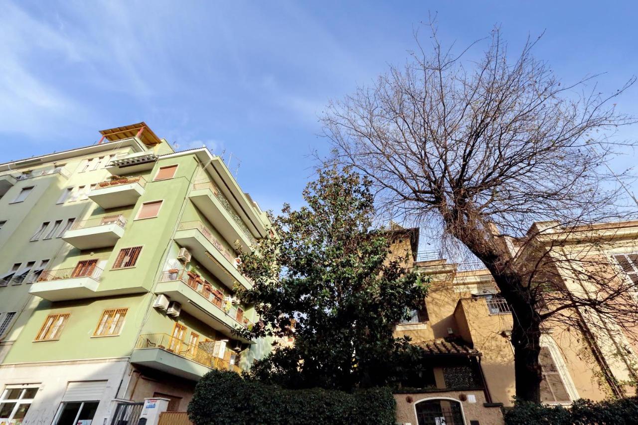 I Pini di Roma - Rooms & Suites - B&B