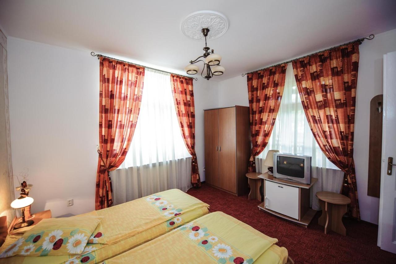 Chambre Simple avec Salle de Bains 