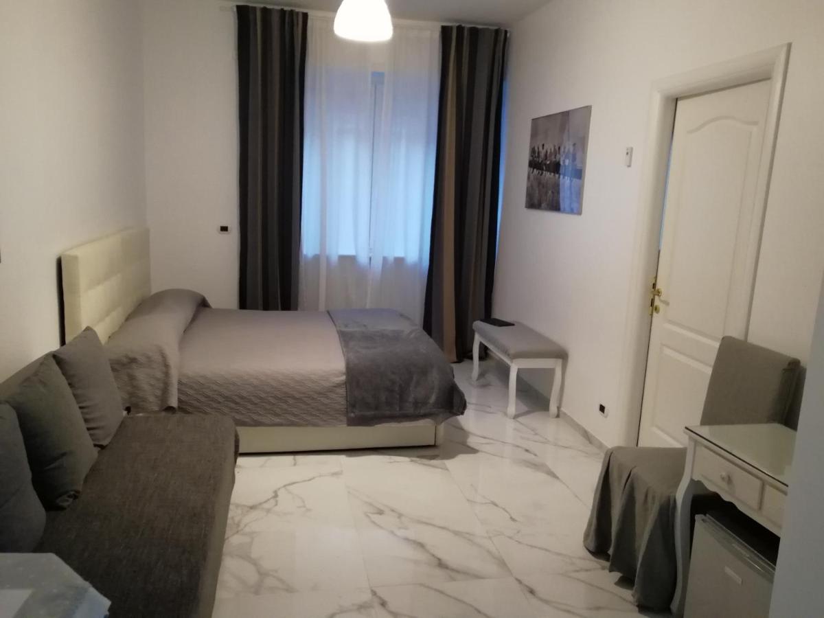 Großes Dreibettzimmer