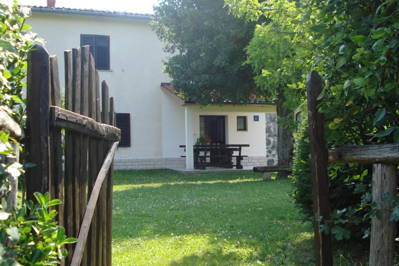 B&B Roč - Apartmani Aldo - Bed and Breakfast Roč