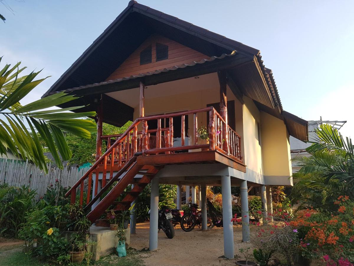 Mookdaman Bungalow - Bed and Breakfast