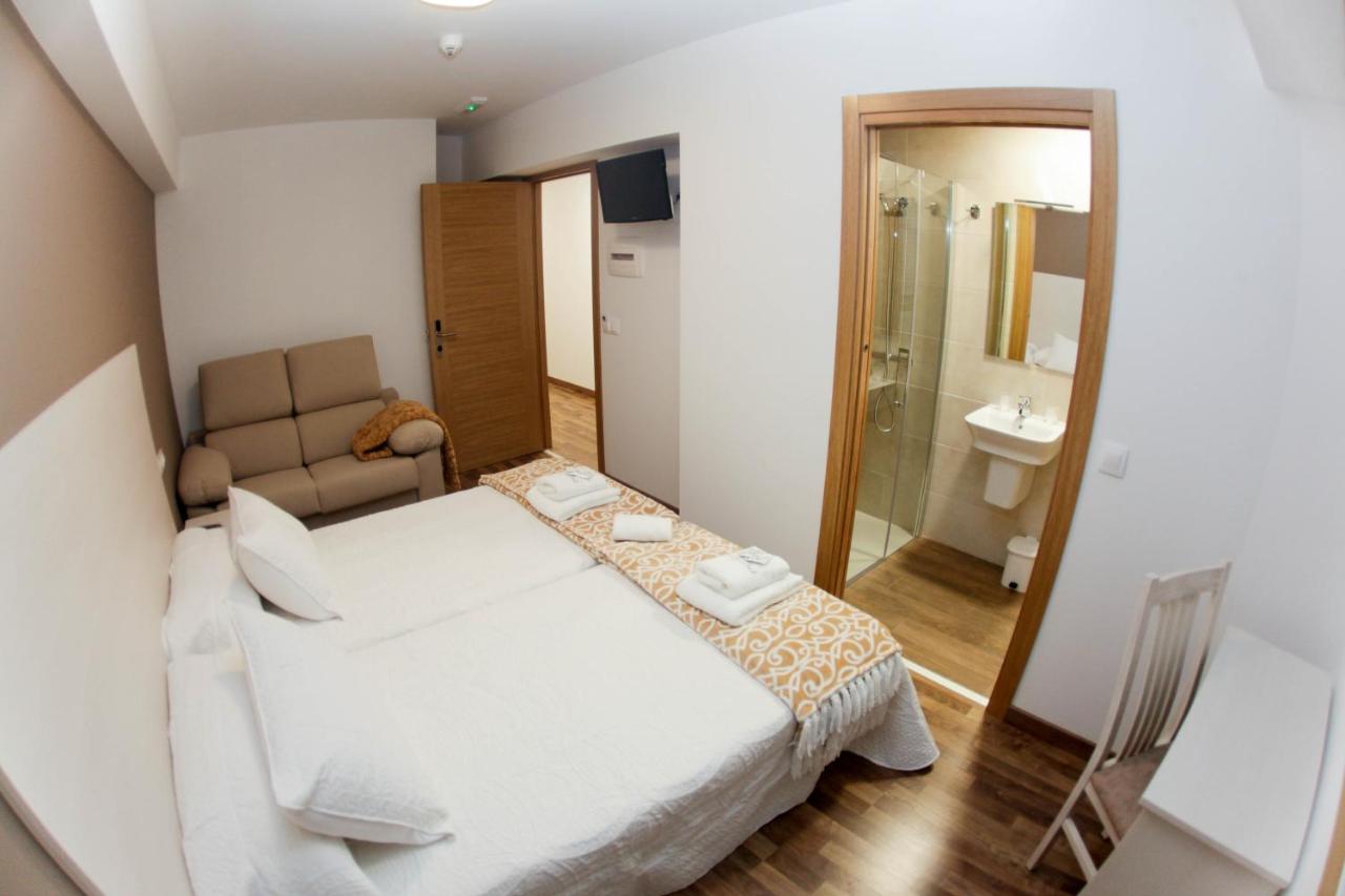 Camera Doppia con Letti Singoli