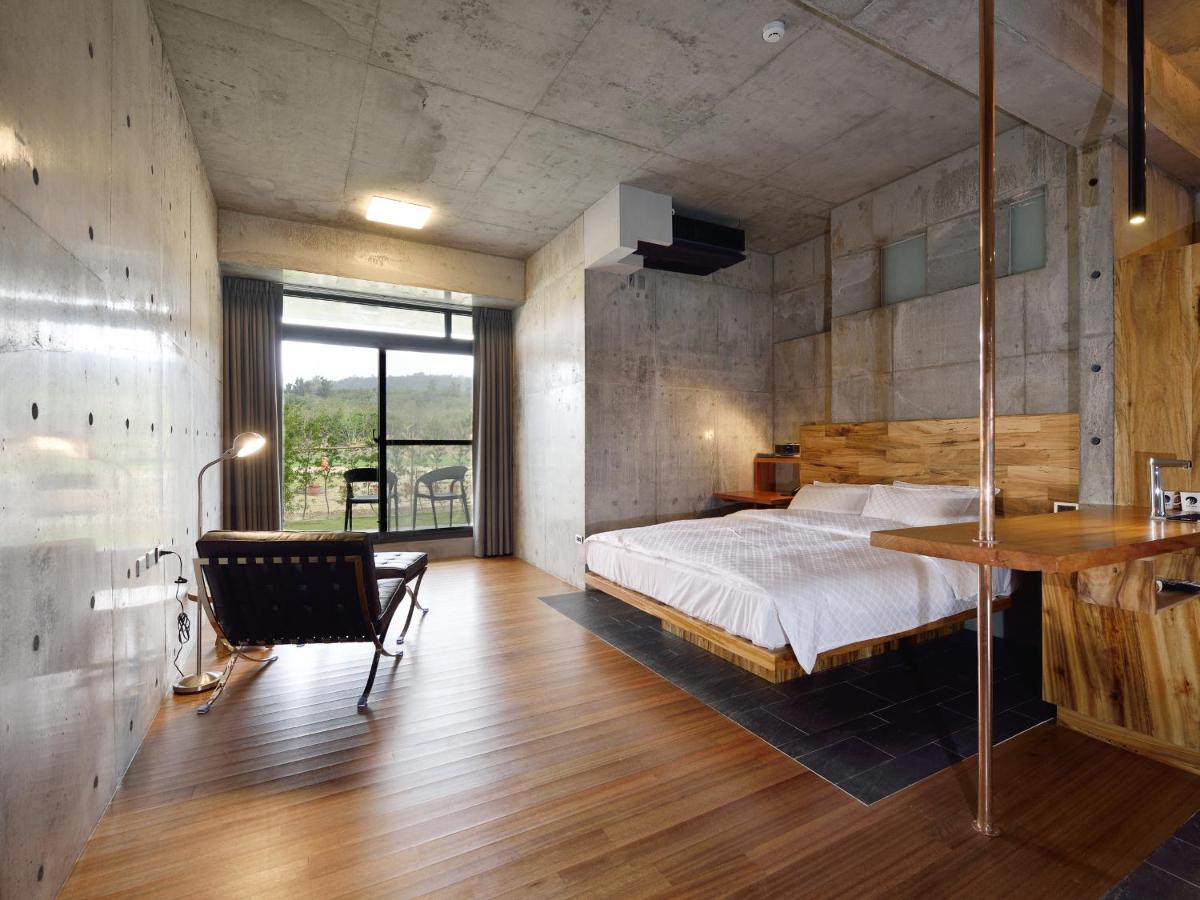 King Room with Garden View