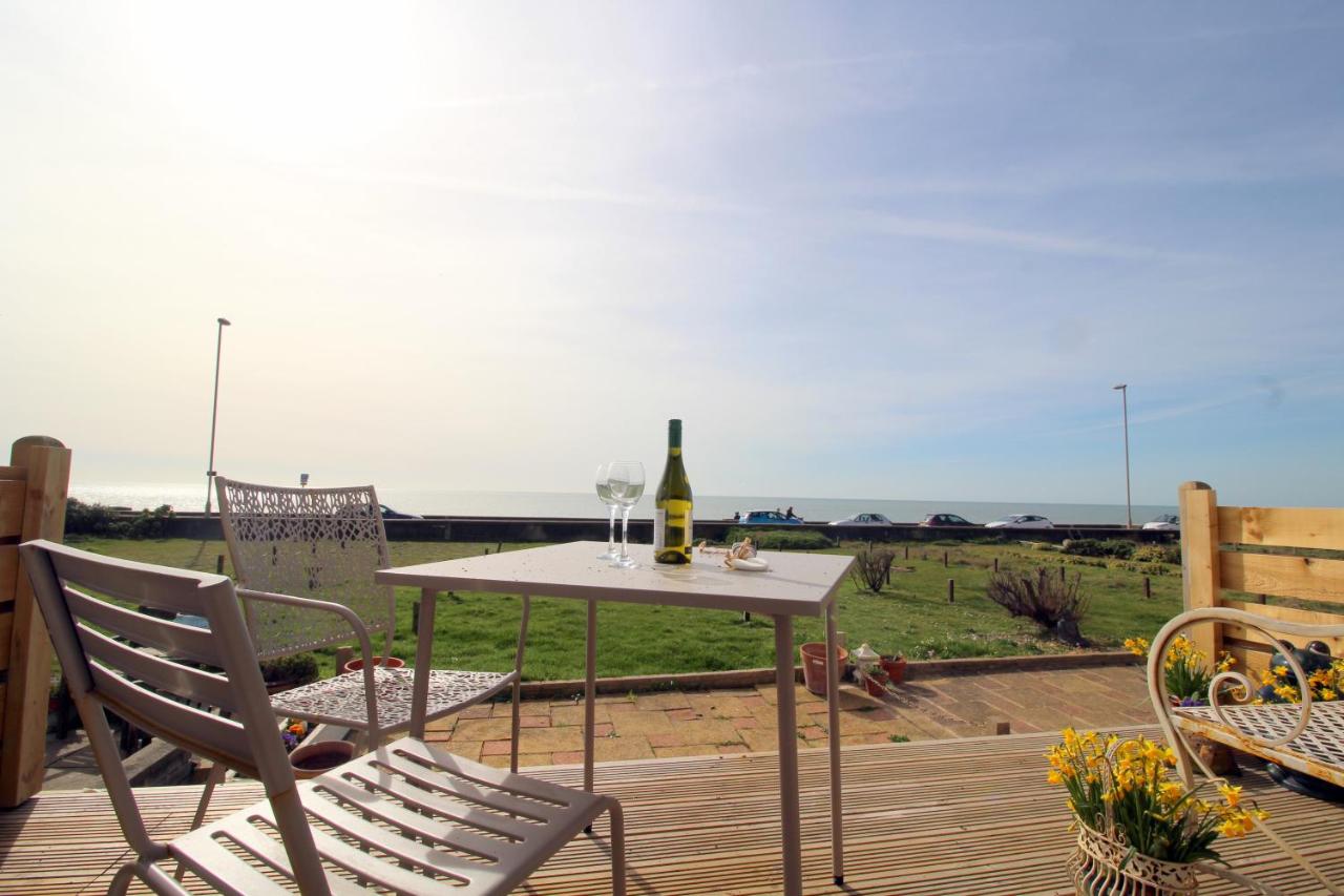 B&B Seaford - Pebbles Beach House By Air Premier - Bed and Breakfast Seaford