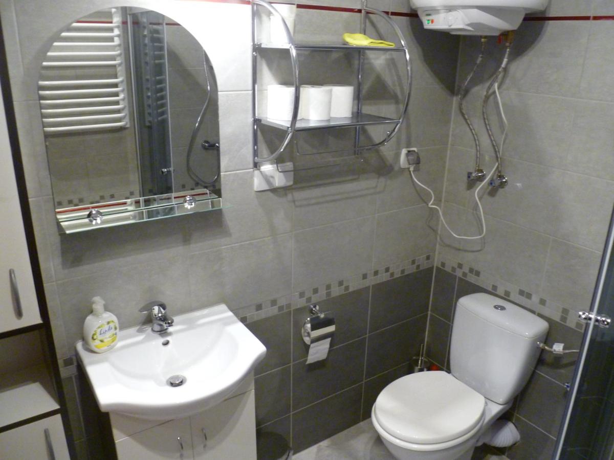 Studio Double Deluxe