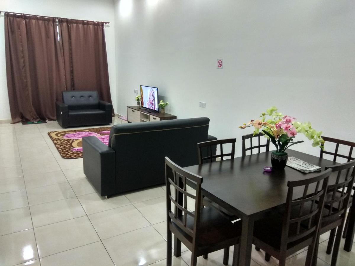 B&B Taiping - Homestay Kamunting Mutiara - Bed and Breakfast Taiping