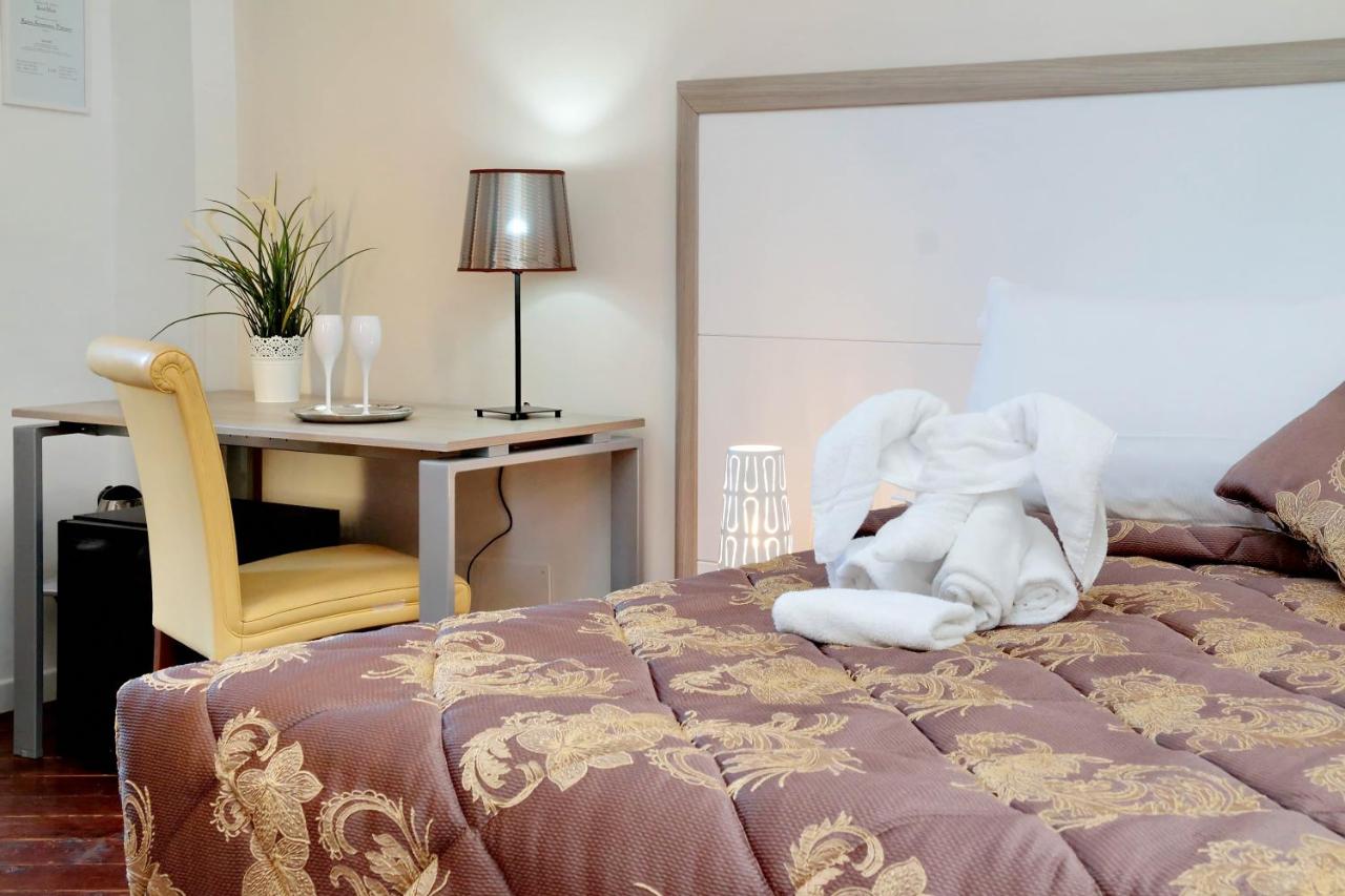 Deluxe Double or Twin Room with Garden View