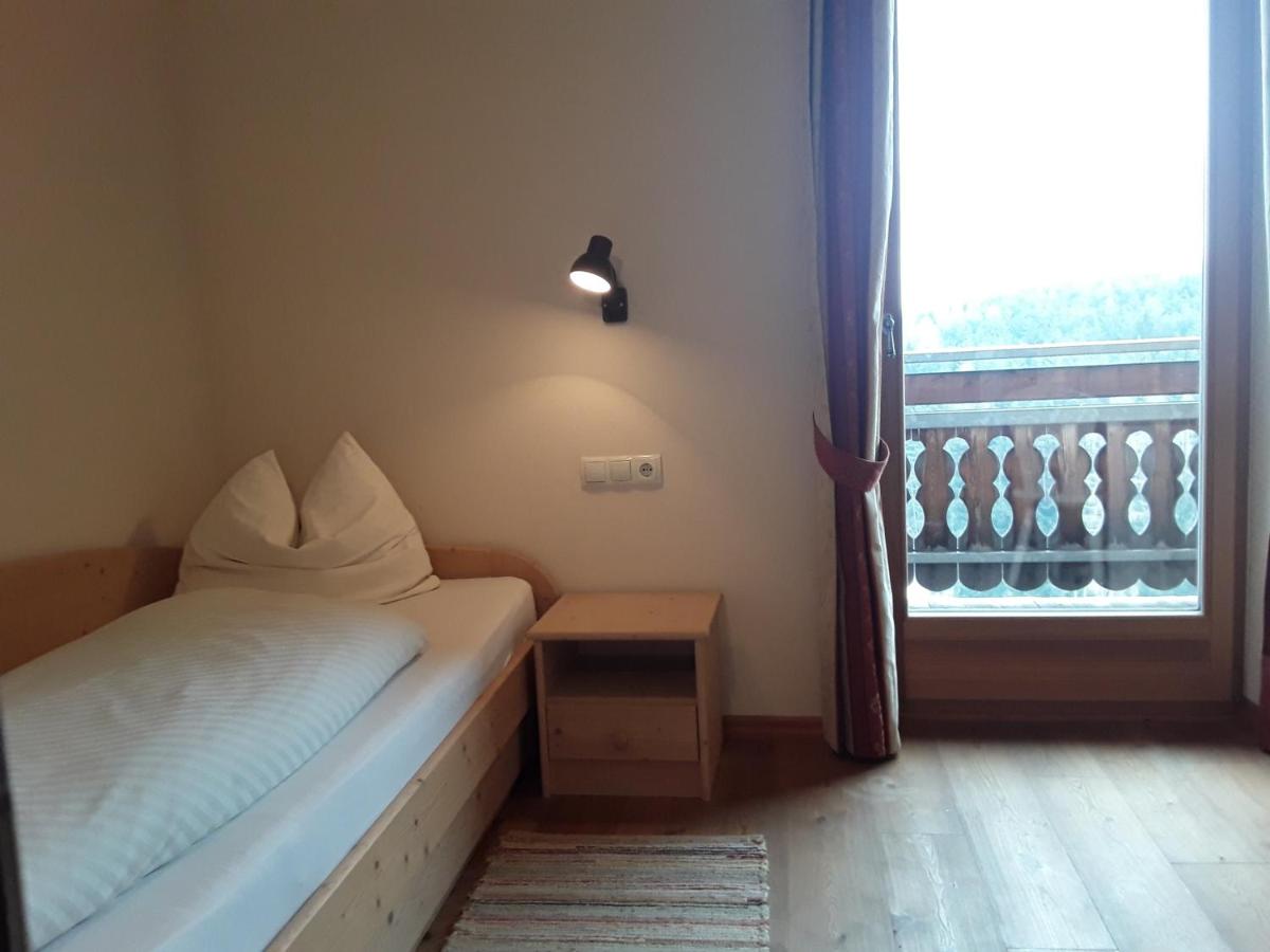 Single Room with Mountain View