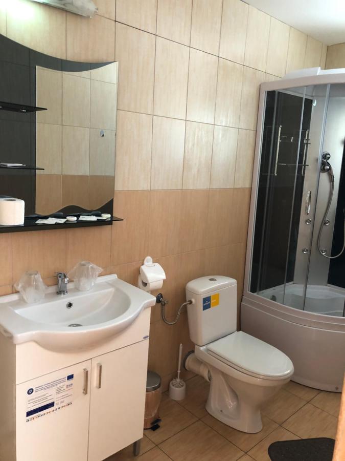 Camera Matrimoniale con Bagno Privato