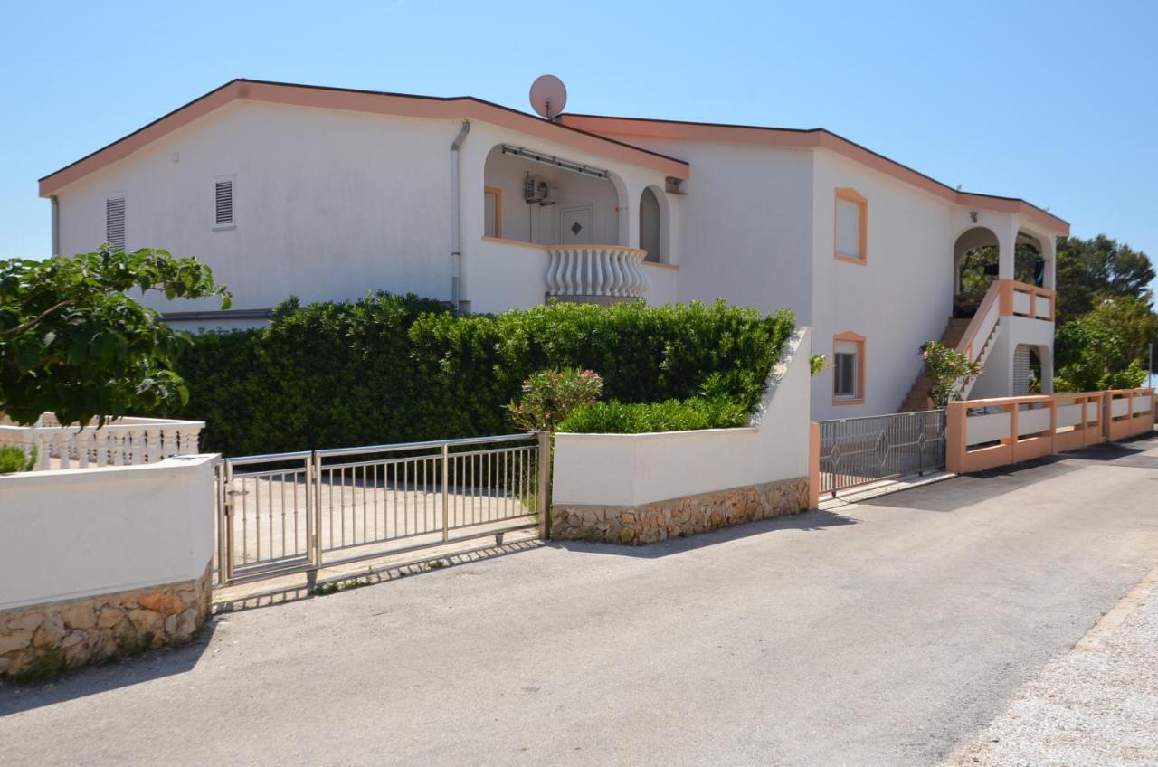 Apartamento de 2 dormitorios