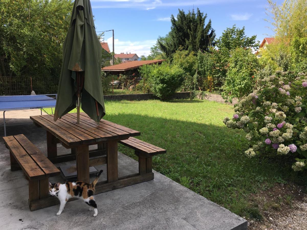 Annecy-Aix Appartement - B&B