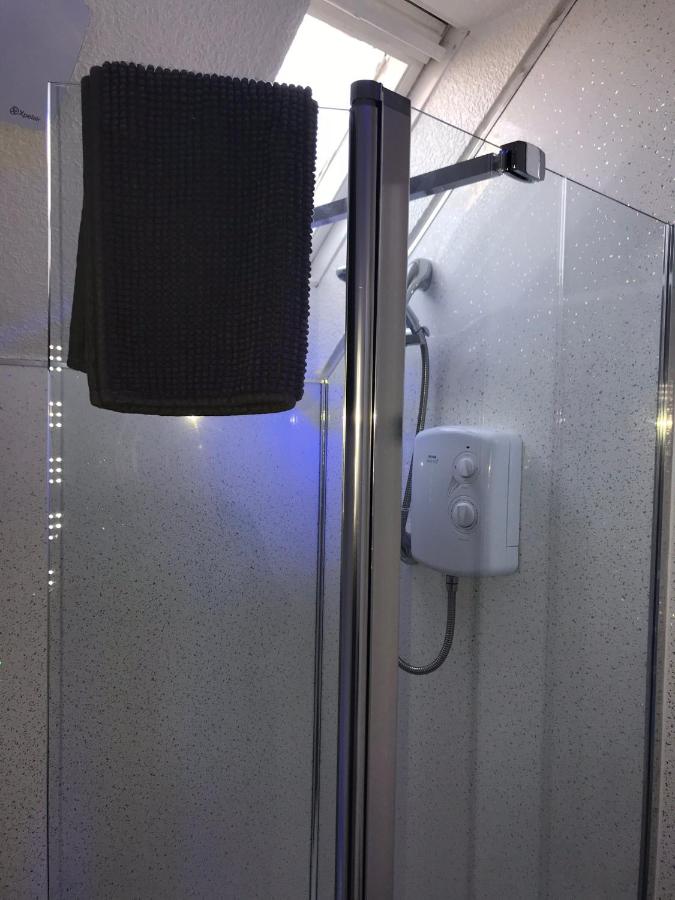 Camera Matrimoniale/Doppia con Letti Singoli con Bagno Privato Esterno