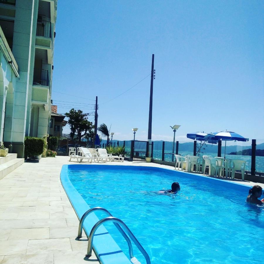 Studio Apartment with Sea View
