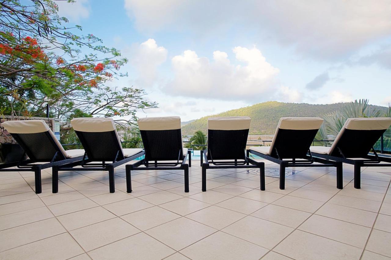 at Waterfront Whitsunday Retreat - Adults Only - B&B Airlie Beach