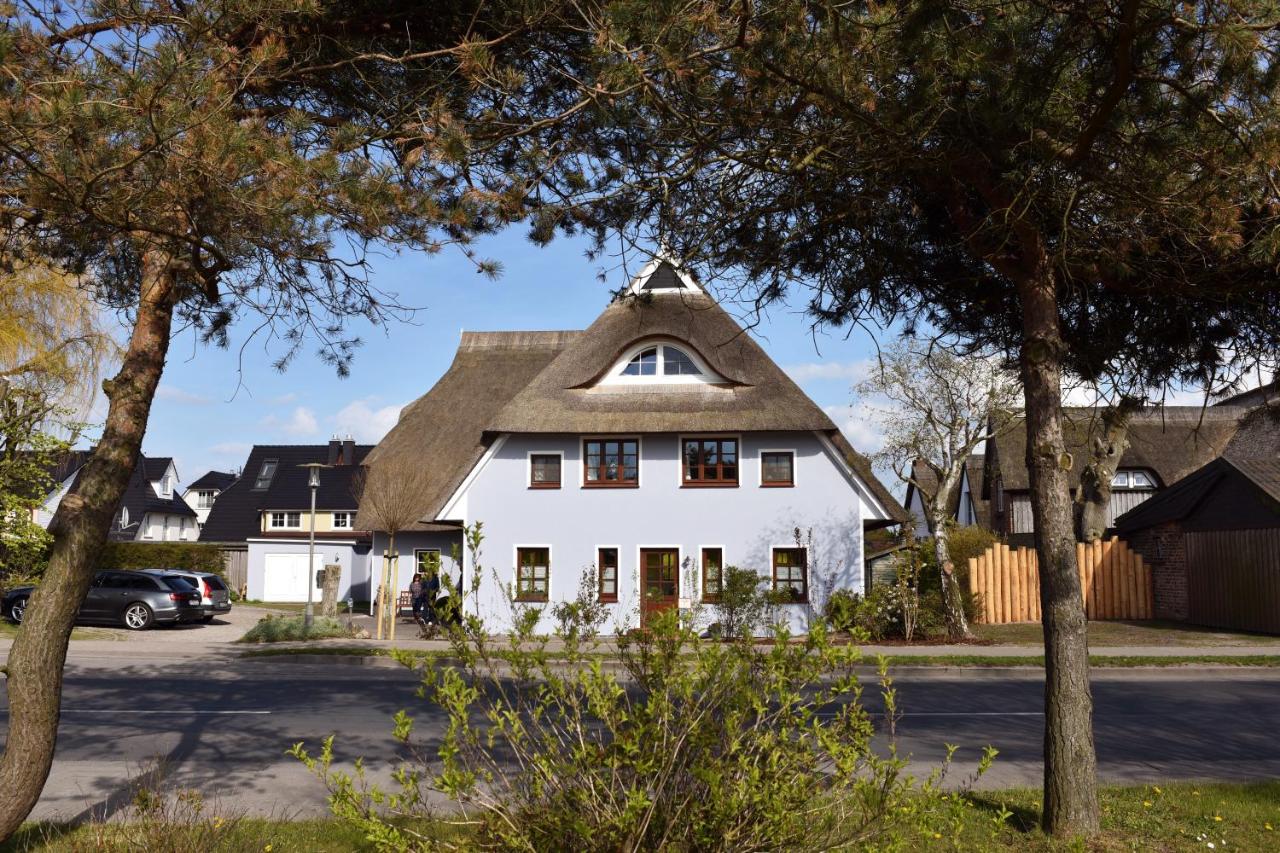 B&B Ostseebad Ahrenshoop - Landhaus Esperort - Bed and Breakfast Ostseebad Ahrenshoop