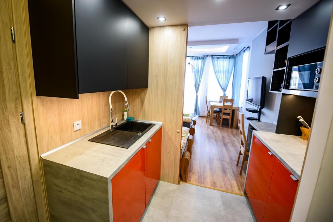 Apartament Cis przy Deptaku - B&B Krynica-Zdrój