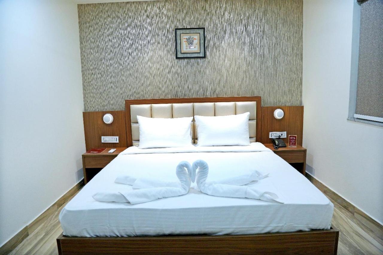 B&B Haiderabad - Hotel Shubham Celebrations - Bed and Breakfast Haiderabad