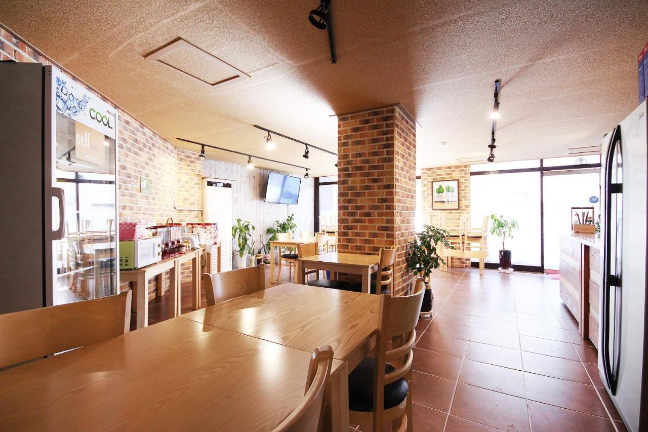 Happy Q Motel - B&B Andong