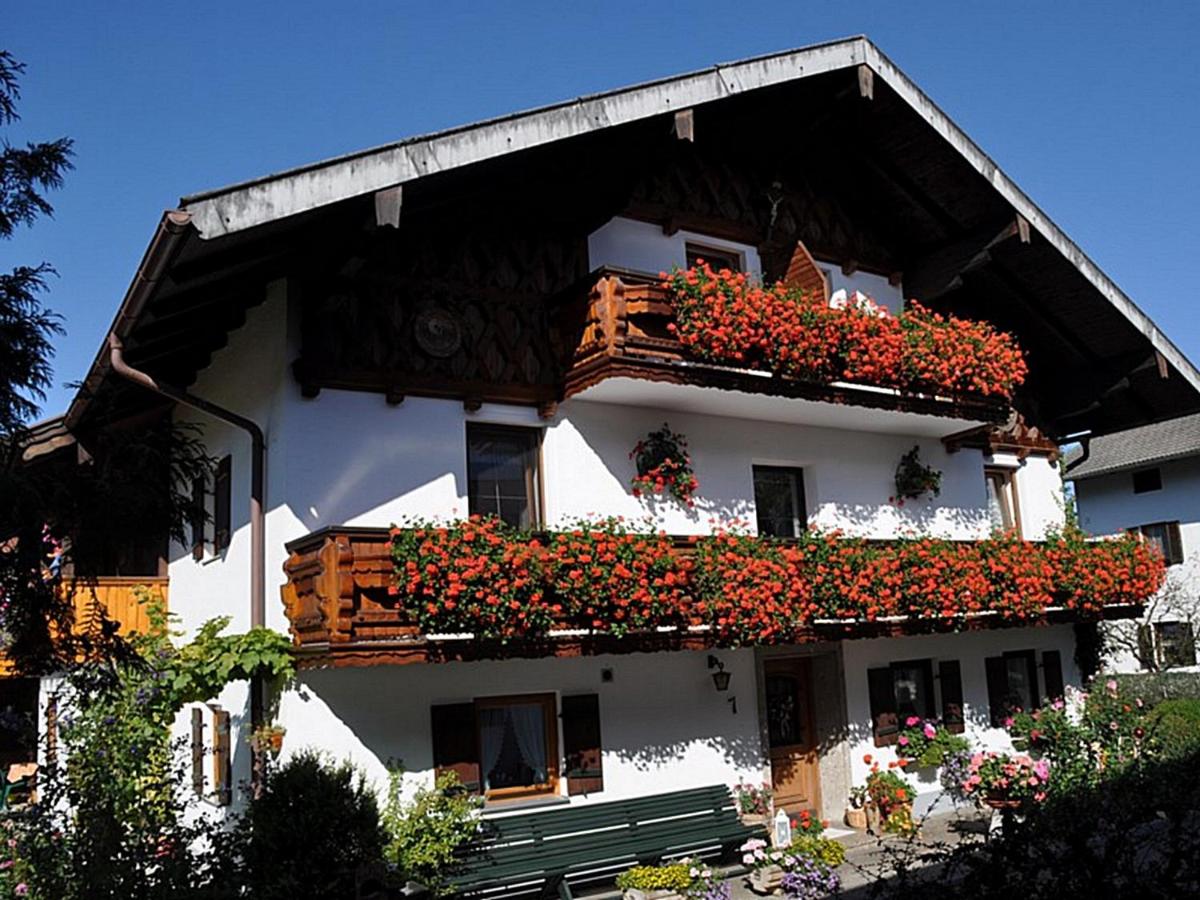 Gästehaus Frankl - Chambres d’hôtes Rottau